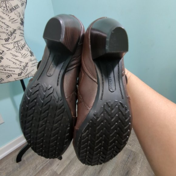 Bare Traps Womens Tasha Brown Leather Heels Booties Clogs Side Buckle Sz 8 - Picture 5 of 5